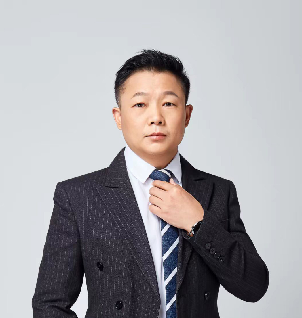 何宏杰